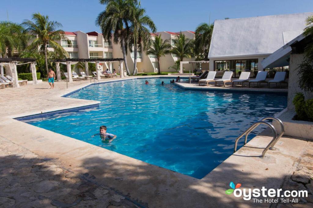 Ocean Spa Hotel Cancun Exterior photo